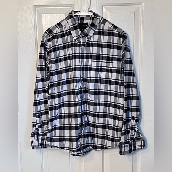 Hurley Long Sleeve, Button Down, Black & White, Size L - Picture 1 of 4